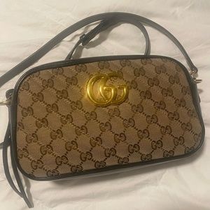 AUTHENTIC GG Marmont small shoulder bag